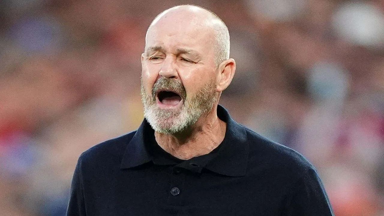 Steve Clarke aachia ngazi ukocha wa Scotland baada ya kuaga Kombe la Dunia