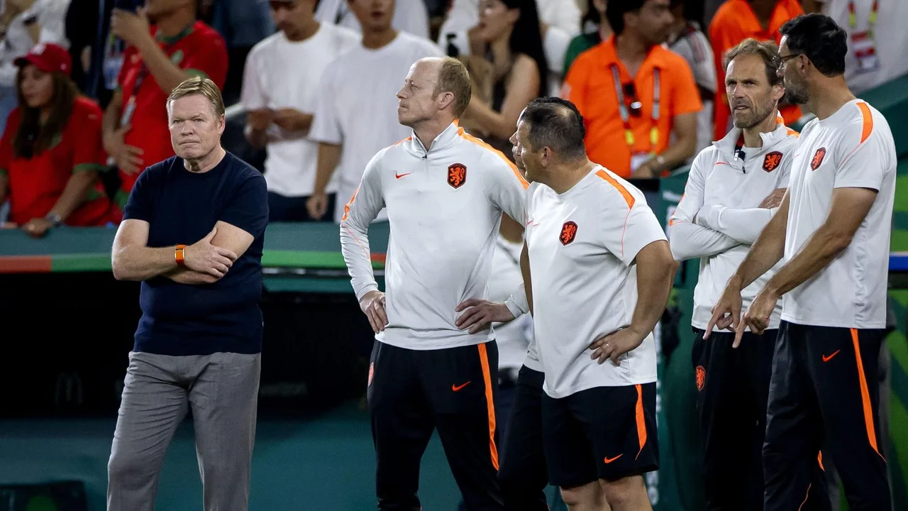 Ronald Koeman atetea mbinu yake ya mabeki watano baada ya Uholanzi kuondolewa Kombe la Dunia