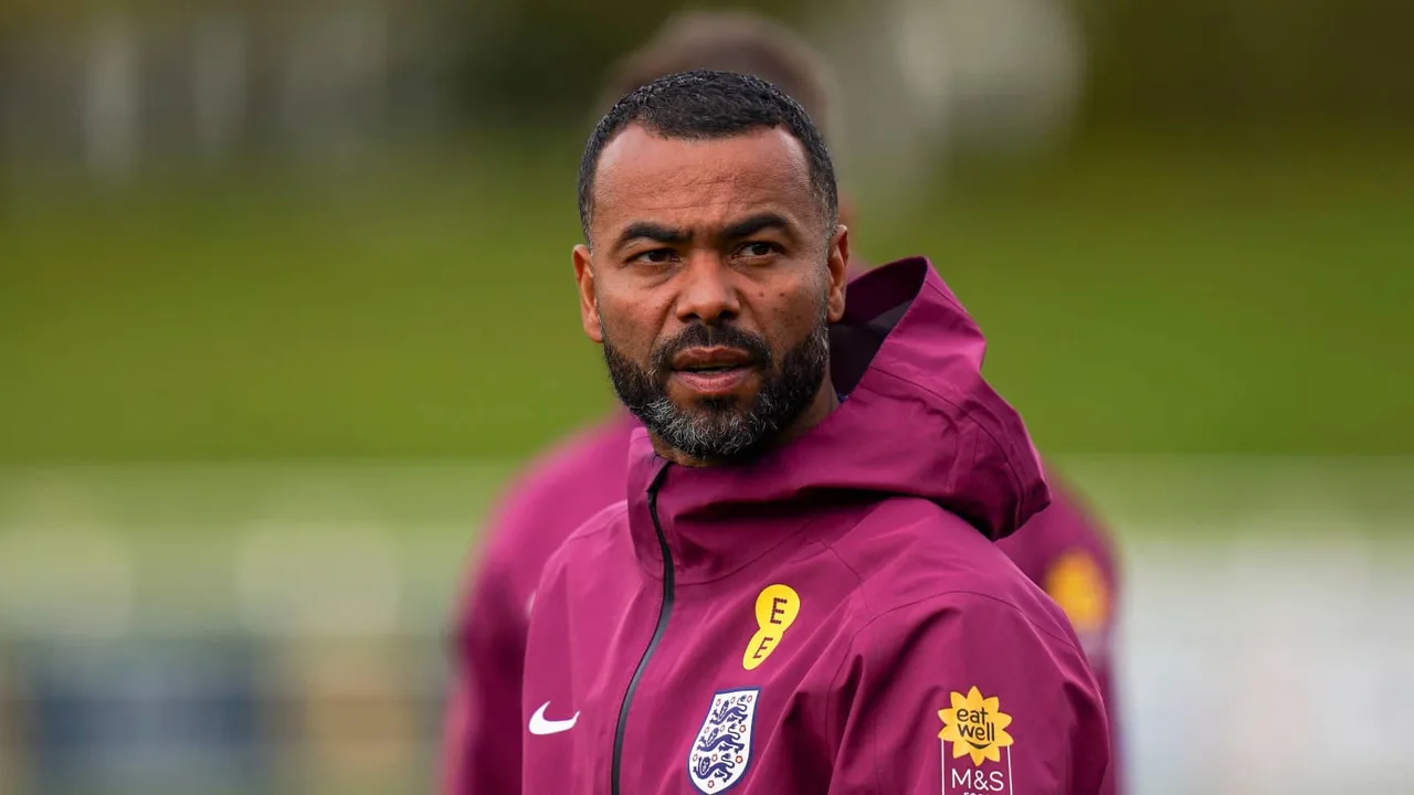 Fursa ya kipekee: Jezi za Pele na Cantona zianzia bei ya chini kwenye mnada wa soka