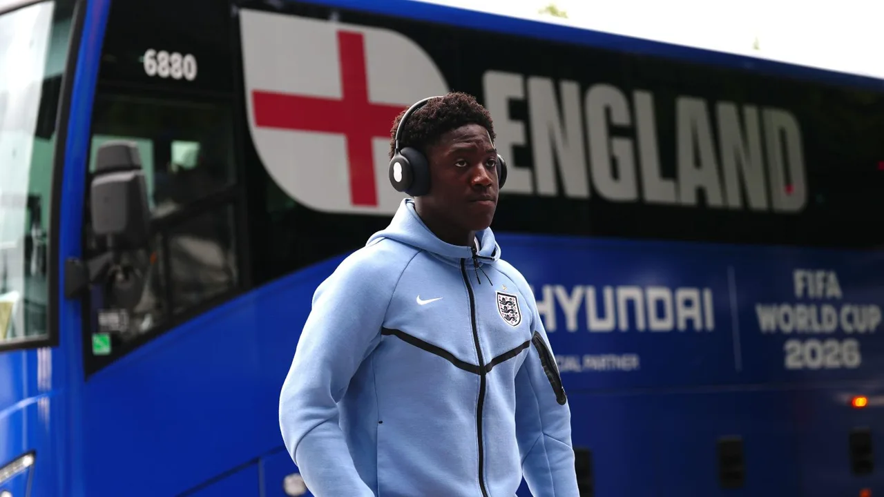 Nicky Butt: Kobbie Mainoo anaweza kuiangusha England akicheza dhidi ya Argentina