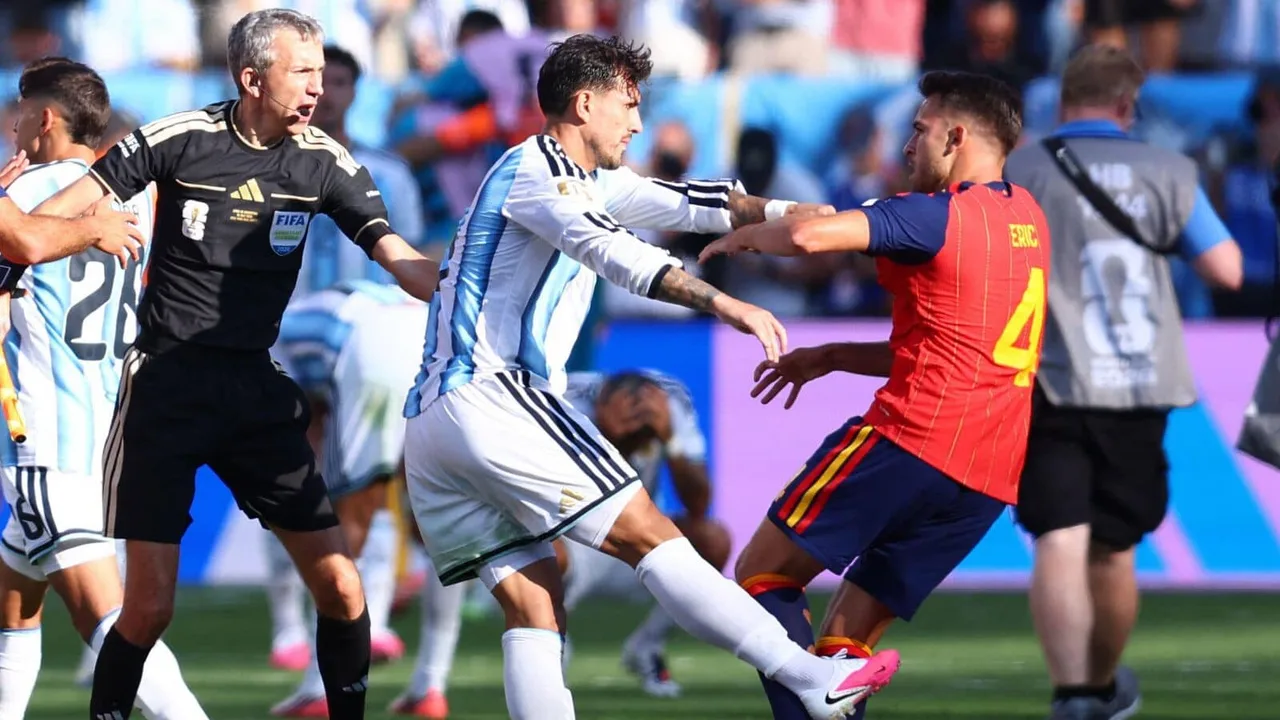 Lionel Scaloni atetea nidhamu ya Argentina licha ya vurugu fainali ya Kombe la Dunia