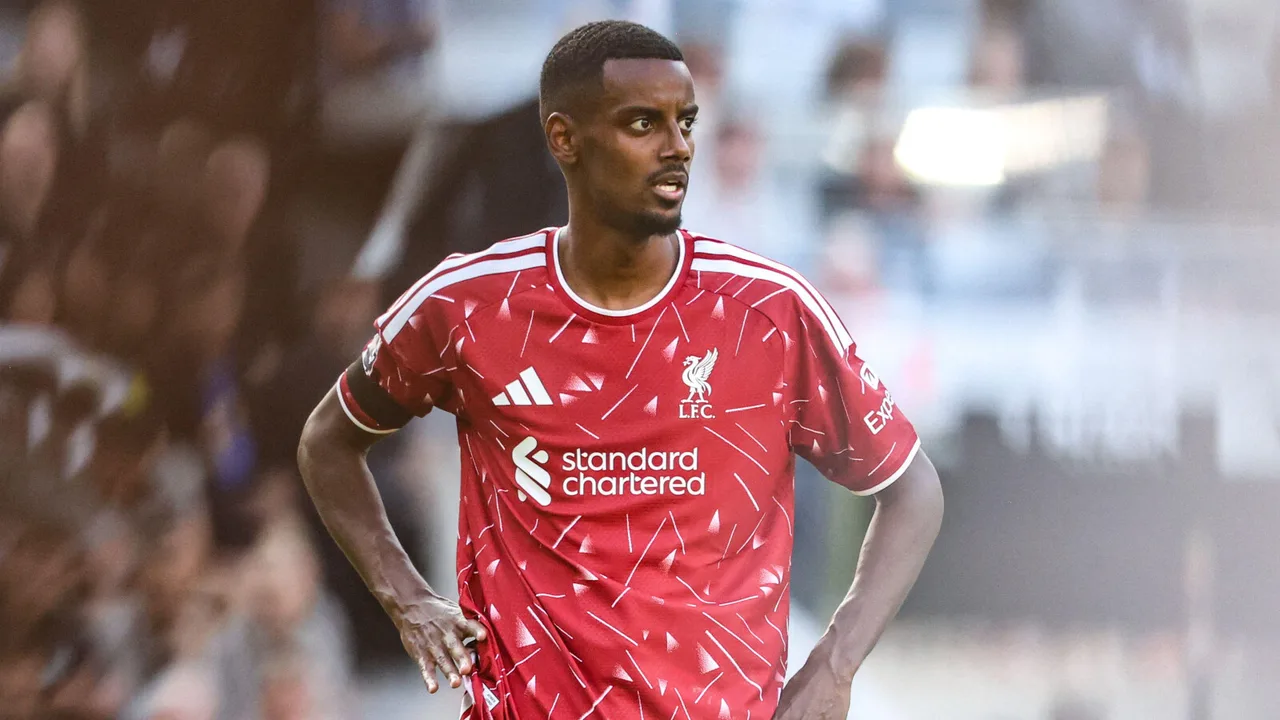 Michael Owen amkumbusha Alexander Isak: Muda wa visingizio umekwisha Liverpool