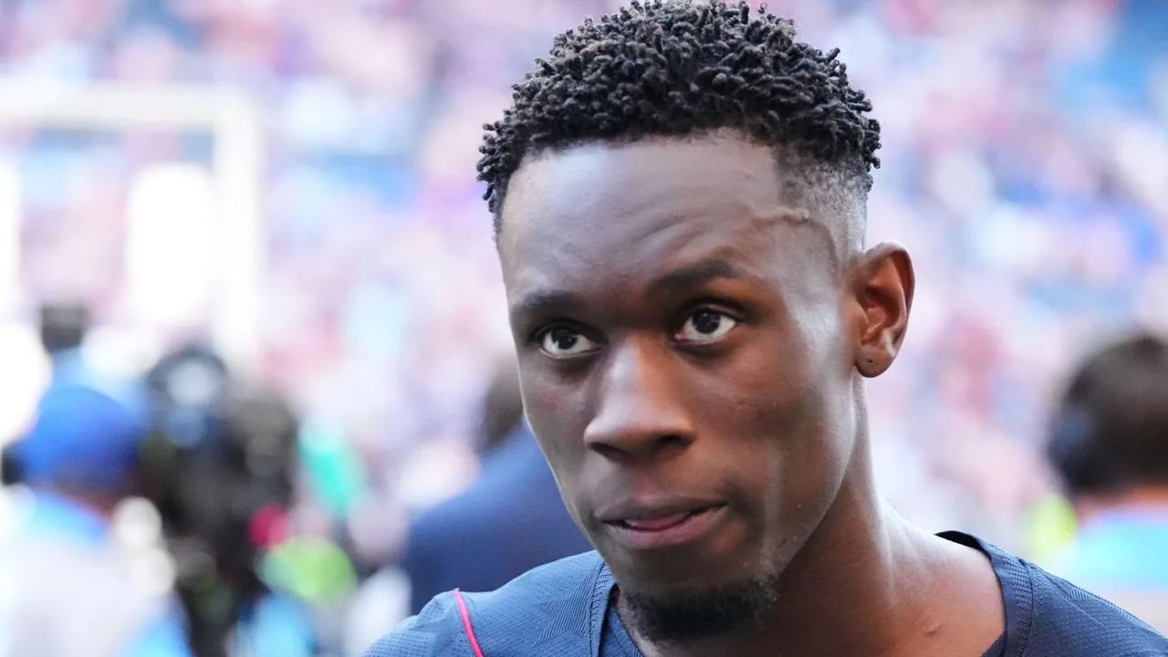 Everton wajikuta njia panda baada ya Balogun kugoma dakika za mwisho