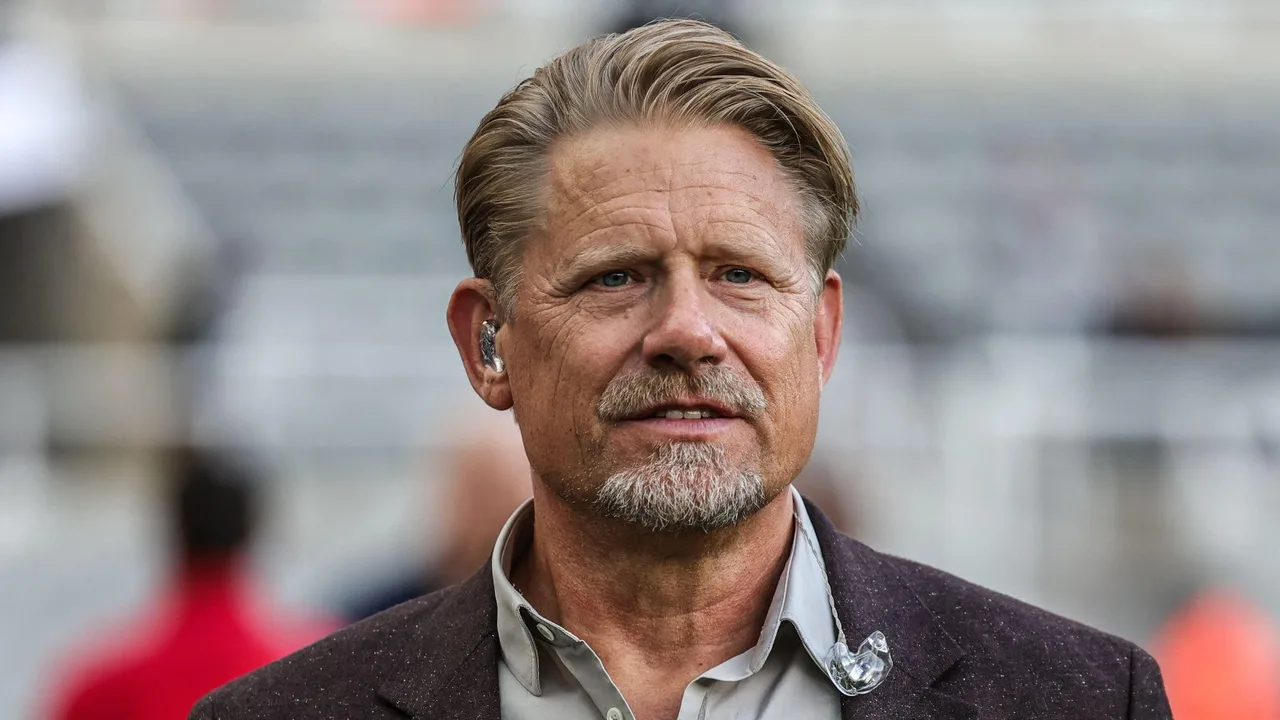 Peter Schmeichel ammwagia sifa kedekede Martin Odegaard wa Arsenal