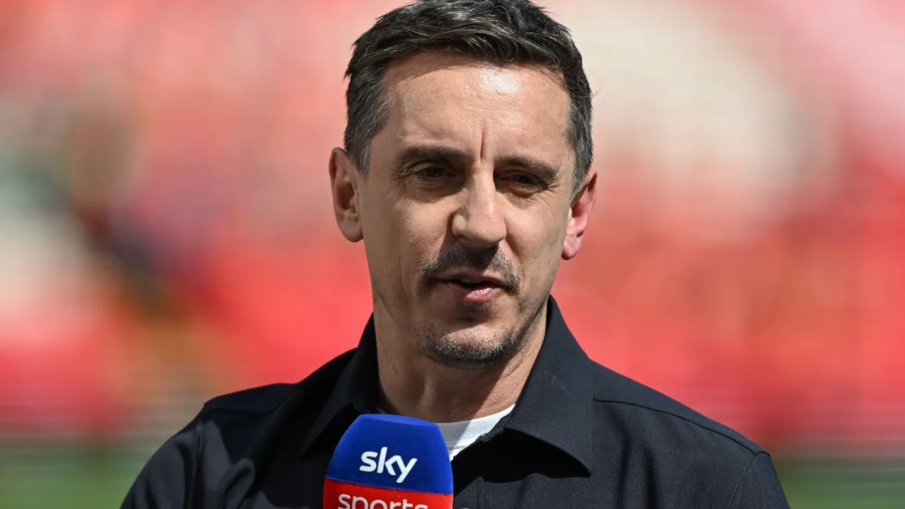 Gary Neville amkosoa Michael Carrick baada ya Man Utd kupoteza dhidi ya Man City