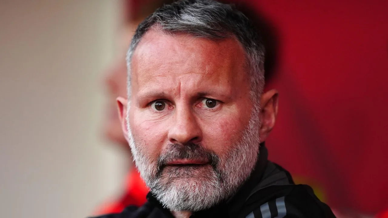 Ryan Giggs: Kobbie Mainoo anaweza kuwa Paul Scholes mpya Manchester United