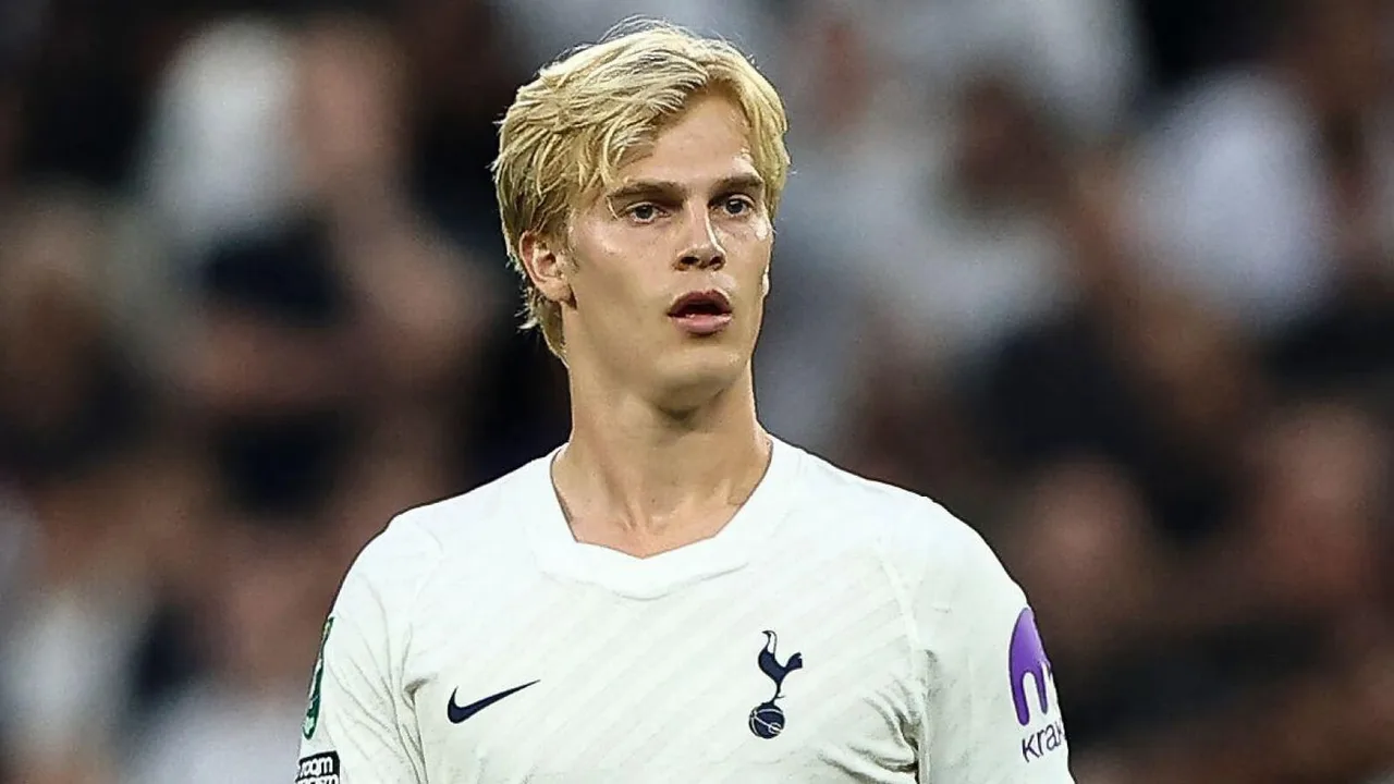 Thamani ya Lucas Bergvall yapanda maradufu Tottenham baada ya kusaini mkataba mpya