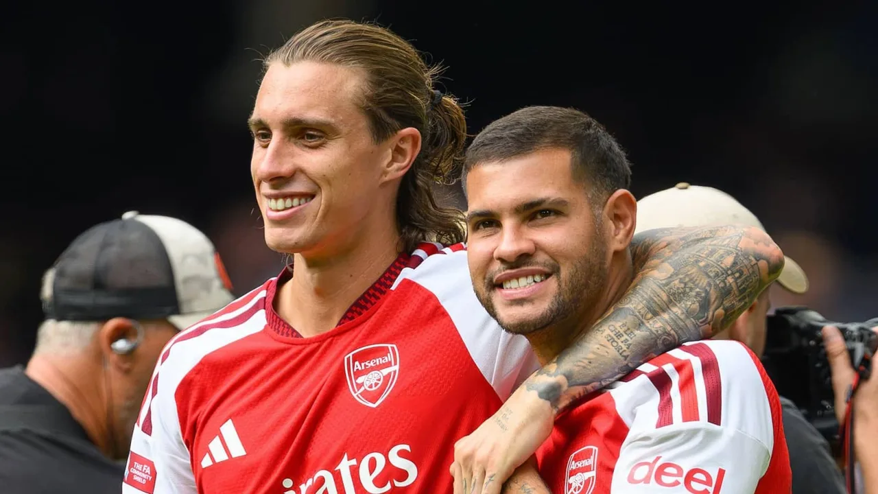 Keown amsifu Guimarães baada ya kuipa Arsenal ushindi dhidi ya Leeds