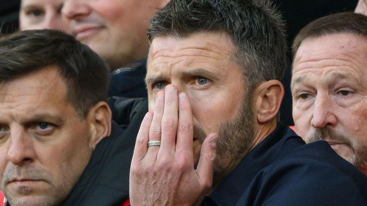 Owen amtaka Man Utd kumpa Carrick muda licha ya presha ya matokeo