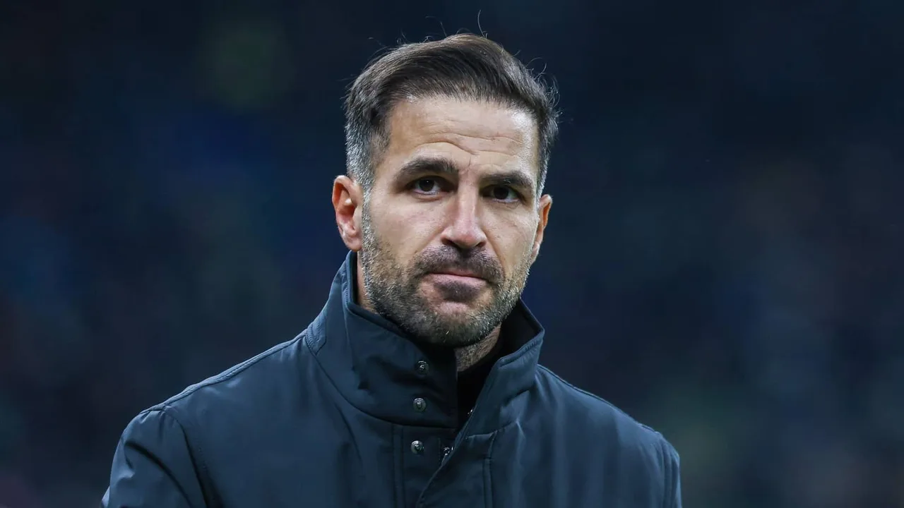 Fàbregas Akataa Kujibu Tetesi za Kuinoa Man United, Aonyesha Heshima kwa Carrick