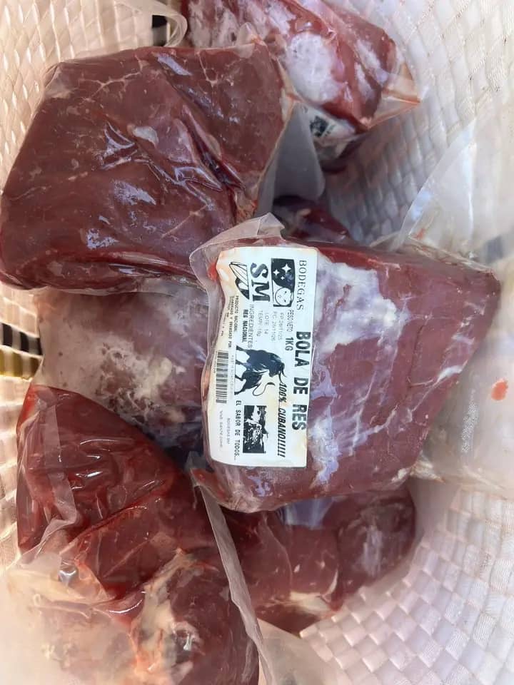 Bola de carne res