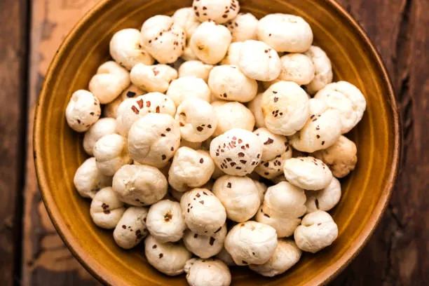 Nutriipop Premium Raw Makhana — lotus seeds