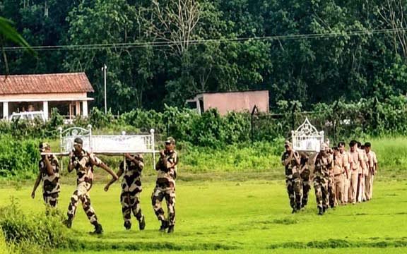 পাথরের বদলে গুলি, নাকি তাও মিথ্যা