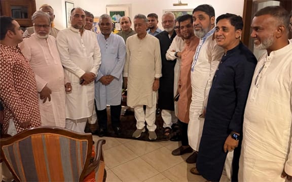 চট্টগ্রাম থেকে সরবে না বিপিসি, সমাধান হবে ওজন স্কেল বৈষম্য : অর্থমন্ত্রী
