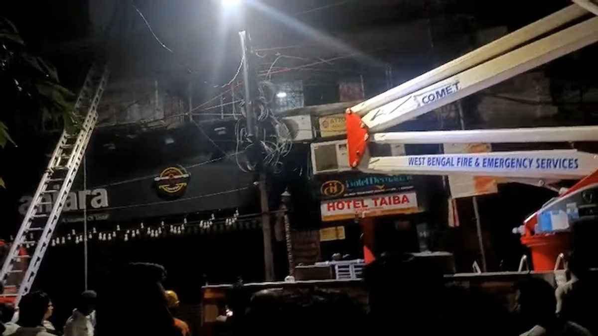 কলকাতায় আগুনে পুড়ে মারা গেলো বাংলাদেশি সাংবাদিক পরিবার