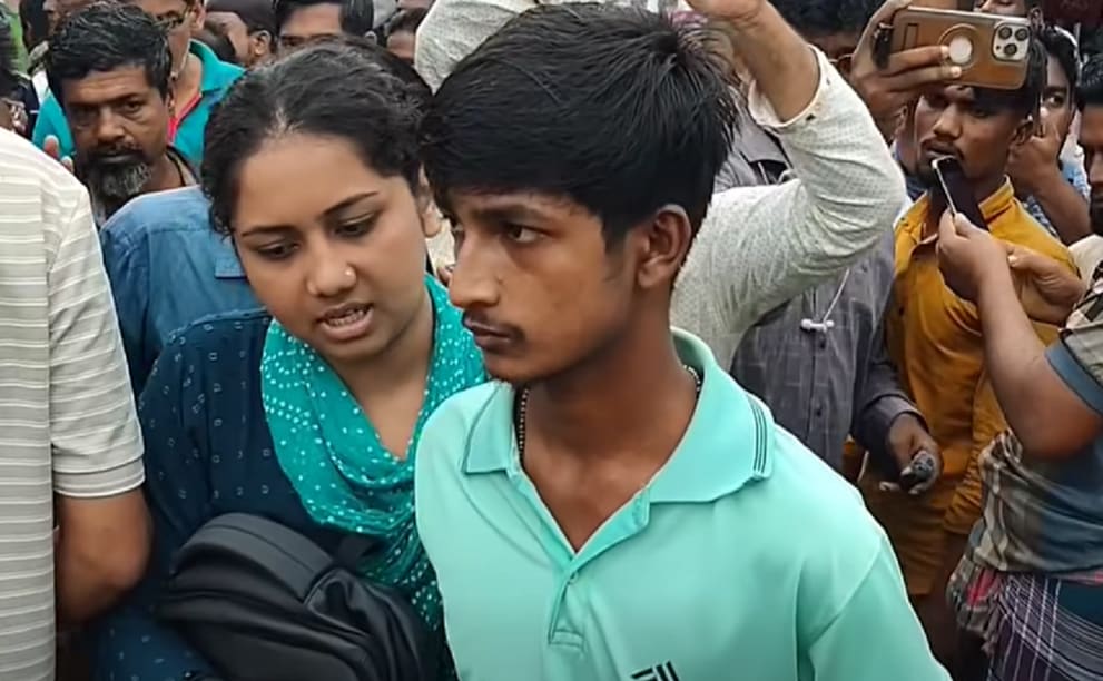 হিন্দু কিশোরের প্রেমের টানে বরগুনায়, ভুল বুঝতে পেরে ফিরে গেল কিশোরী