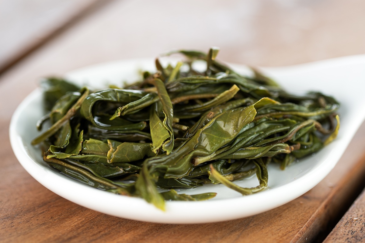 Tea leaves 2