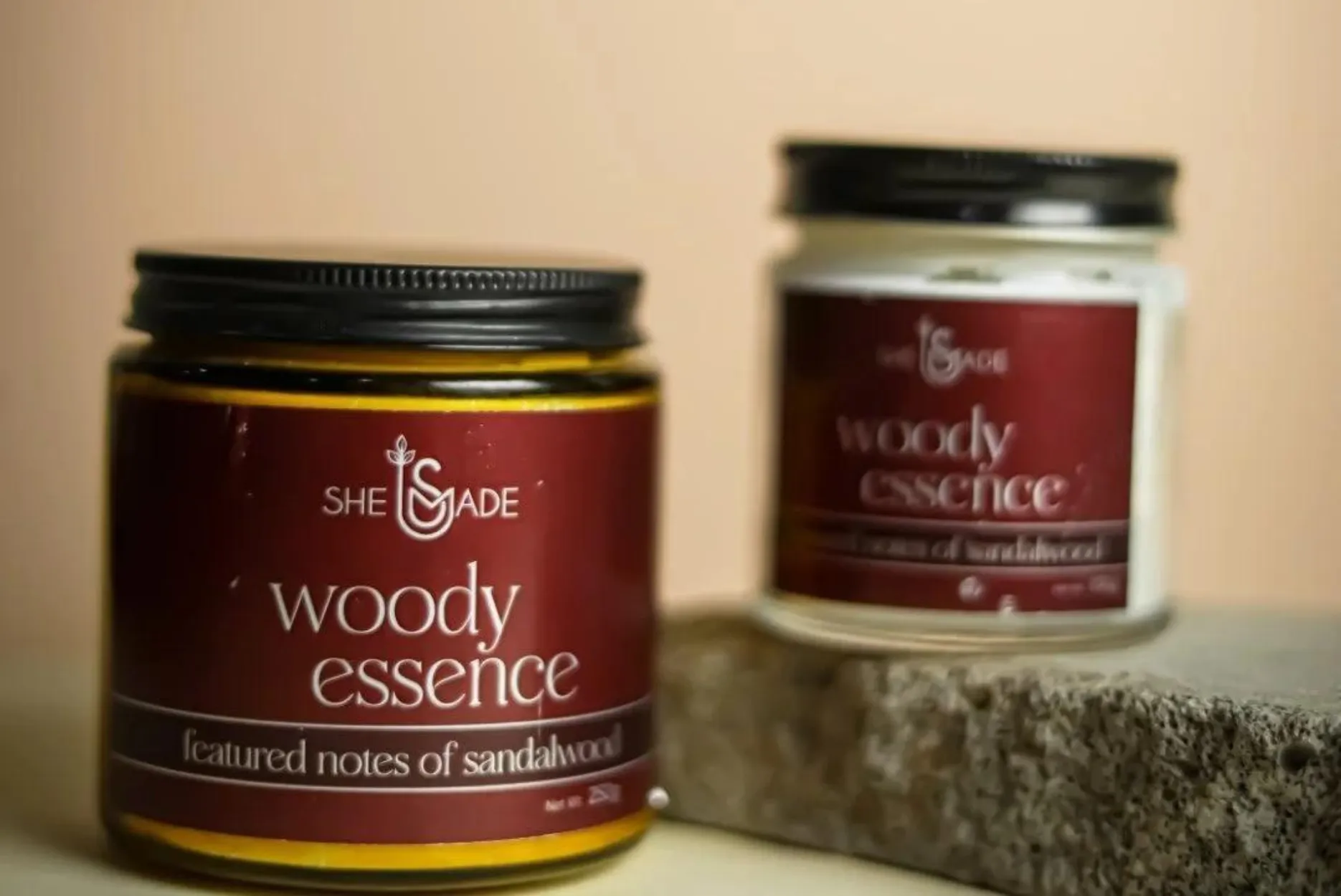 Woody Essence Scented Candle (Sandalwood) (100gm)