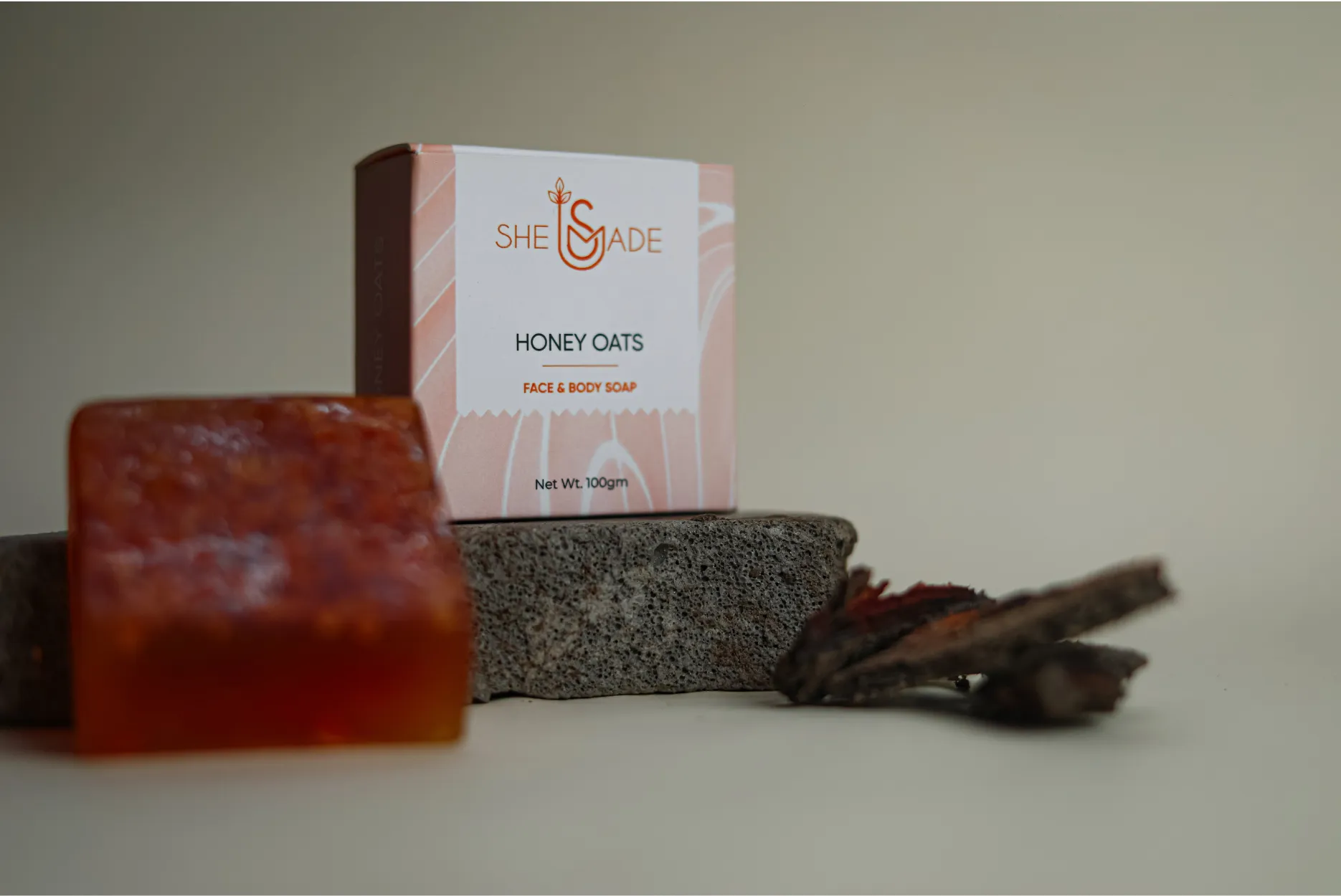 Honey & Oats Handcrafted Soap (100gm)