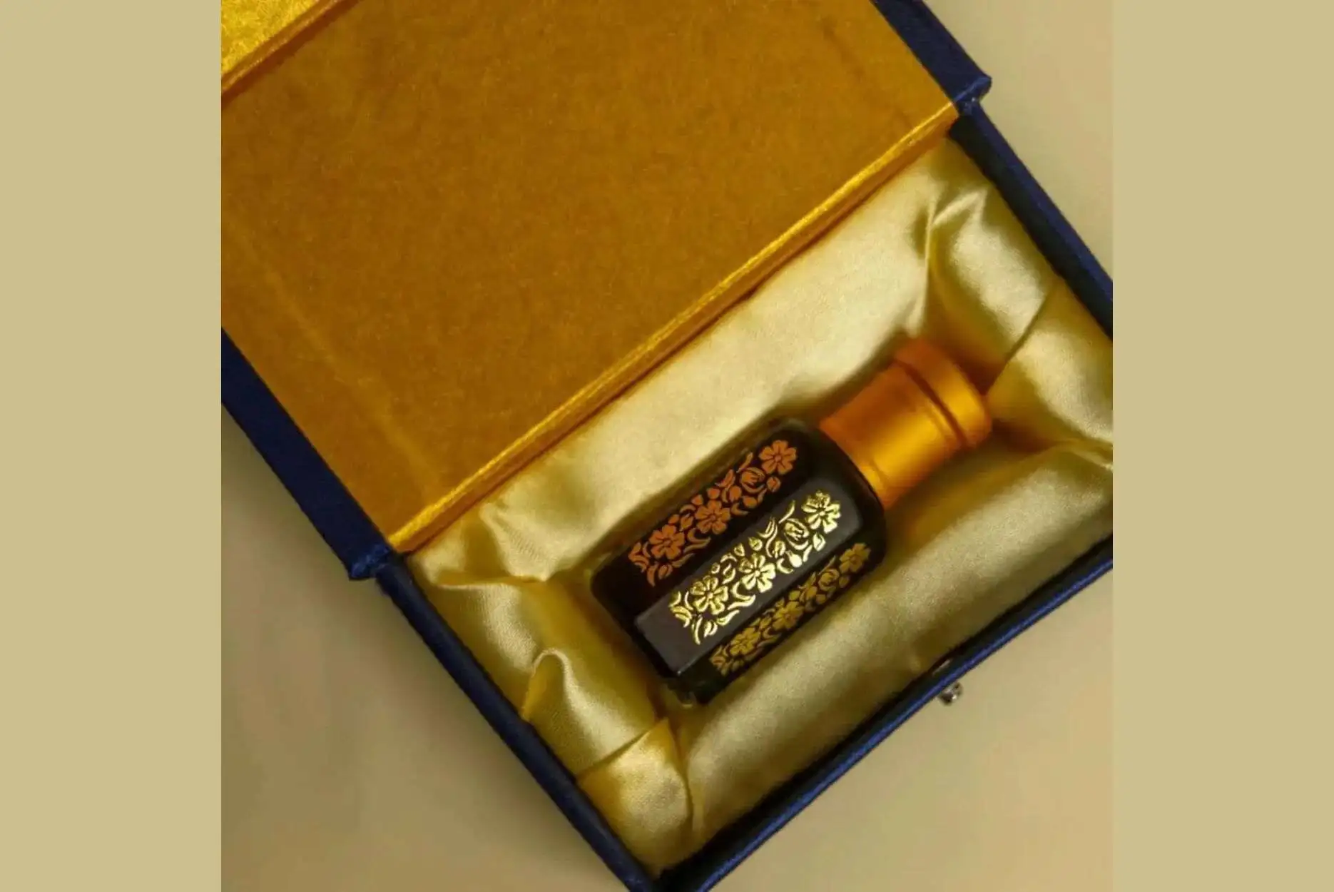 OUD ANAN ATTAR