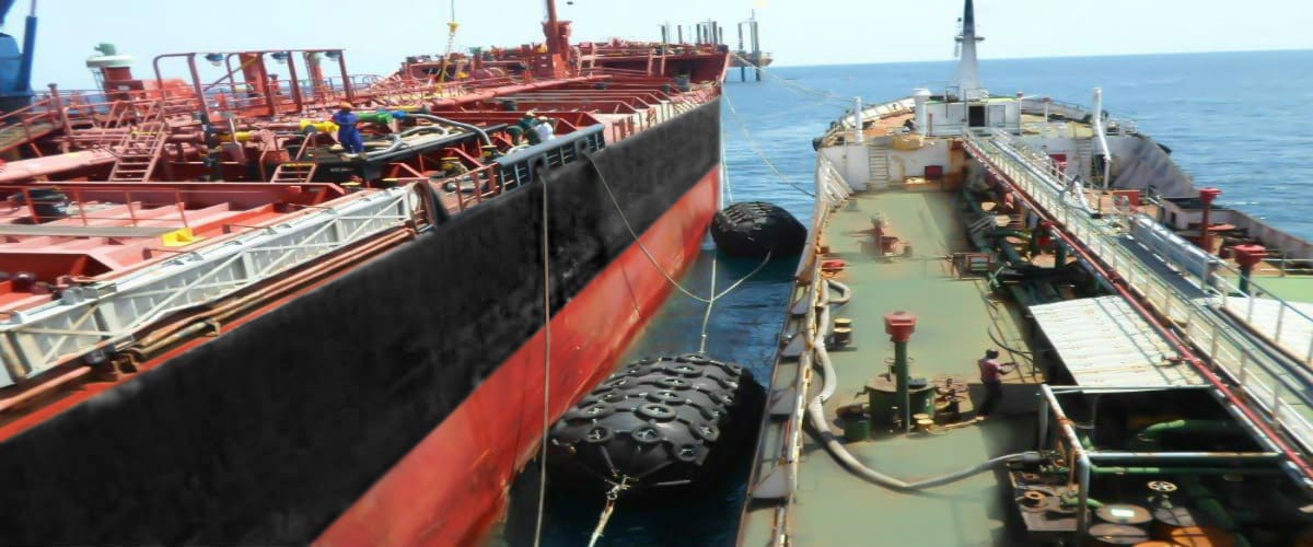 Ship-to-ship transfer operations between two crude carriers at open sea