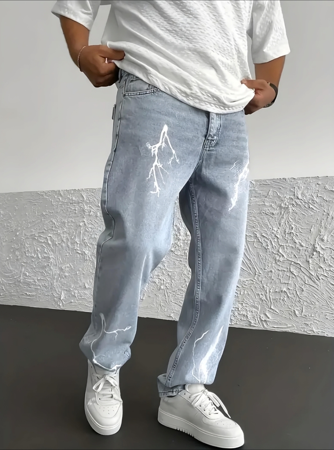 MEN'S LIGHT BLUE JEANS