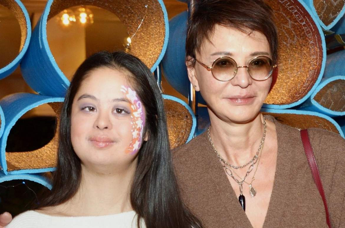 Ирина Хакамада и ее дочь Мария: Отдых на яхте и мечты о кино