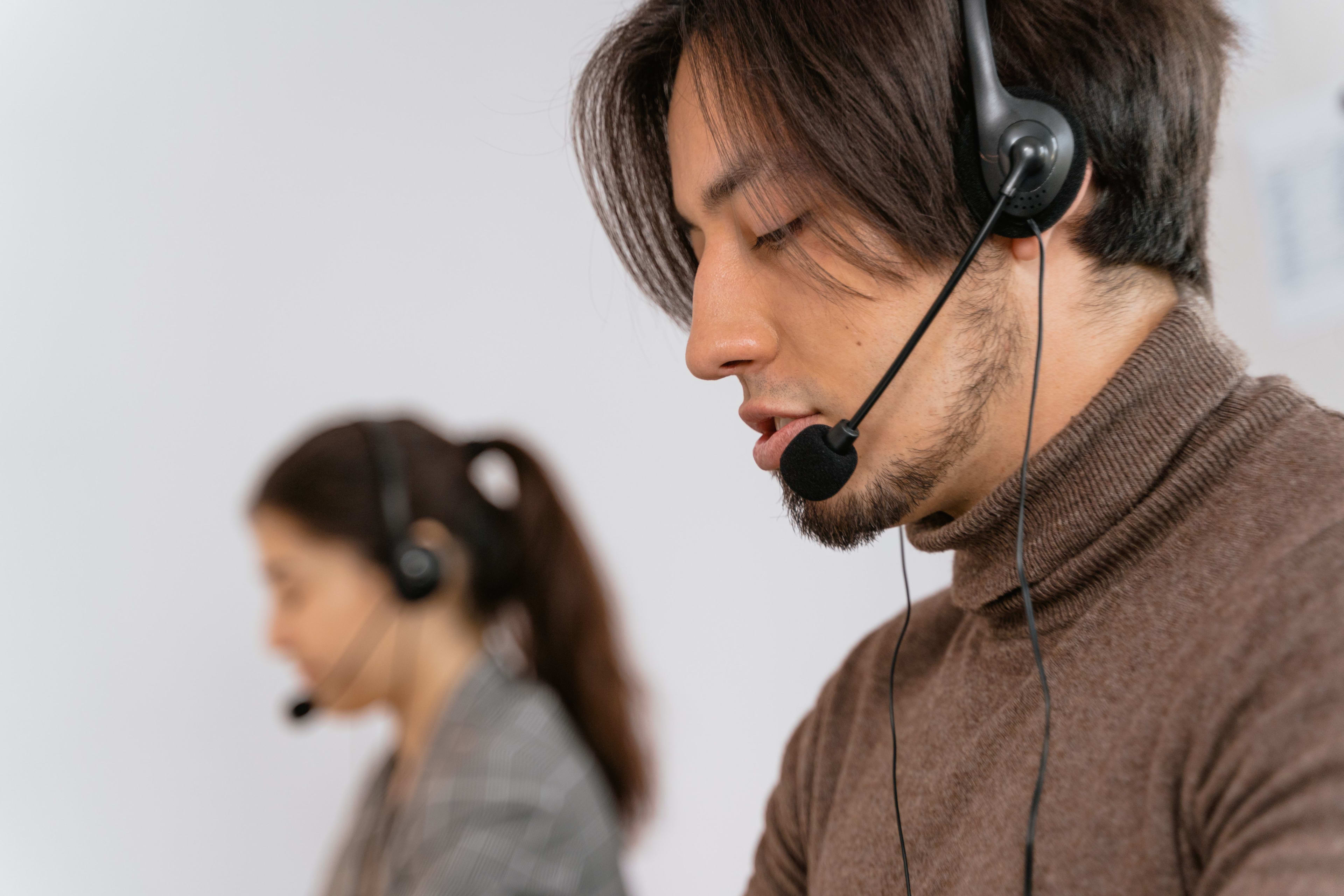 Dedicated call center agent