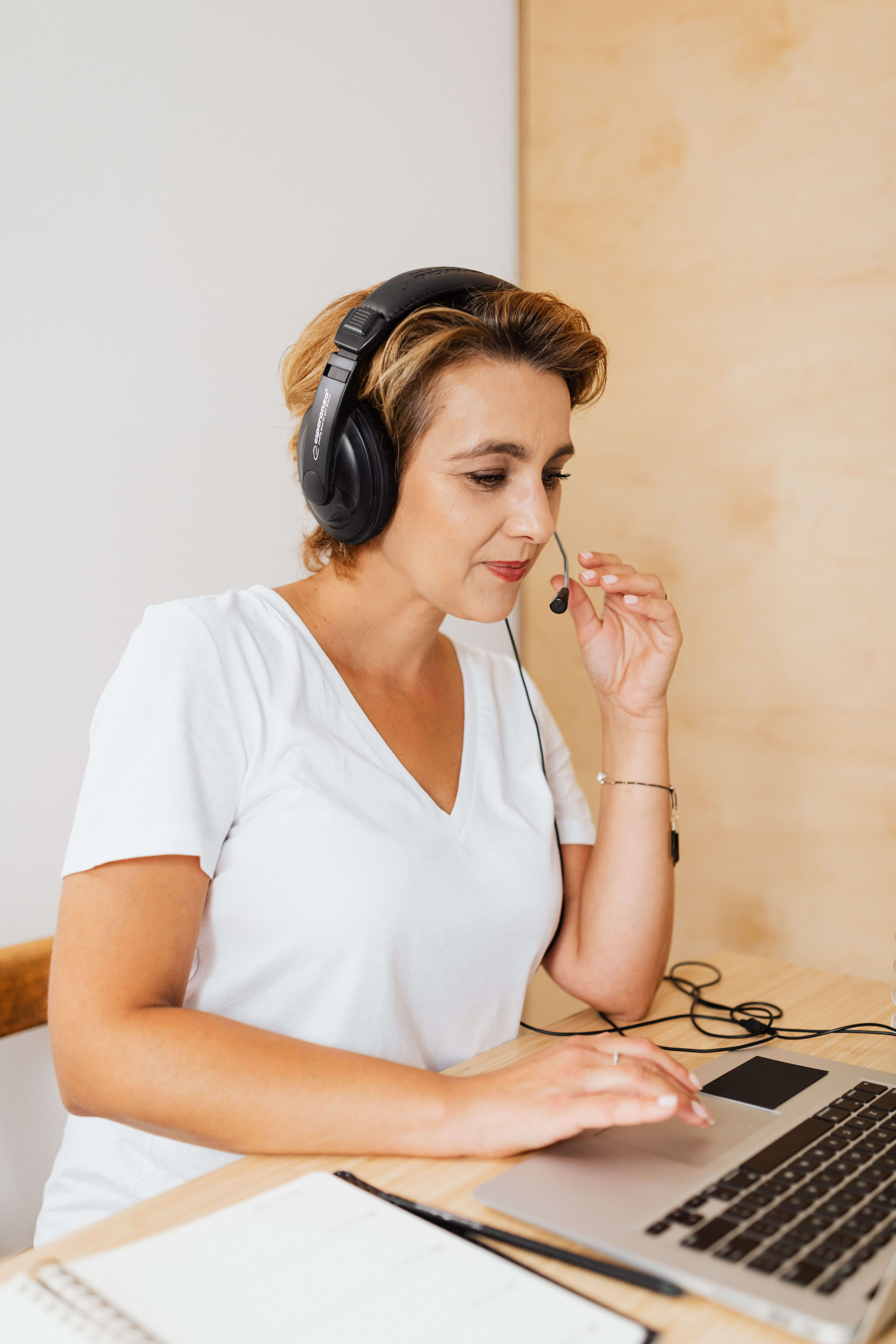 Call center agent
