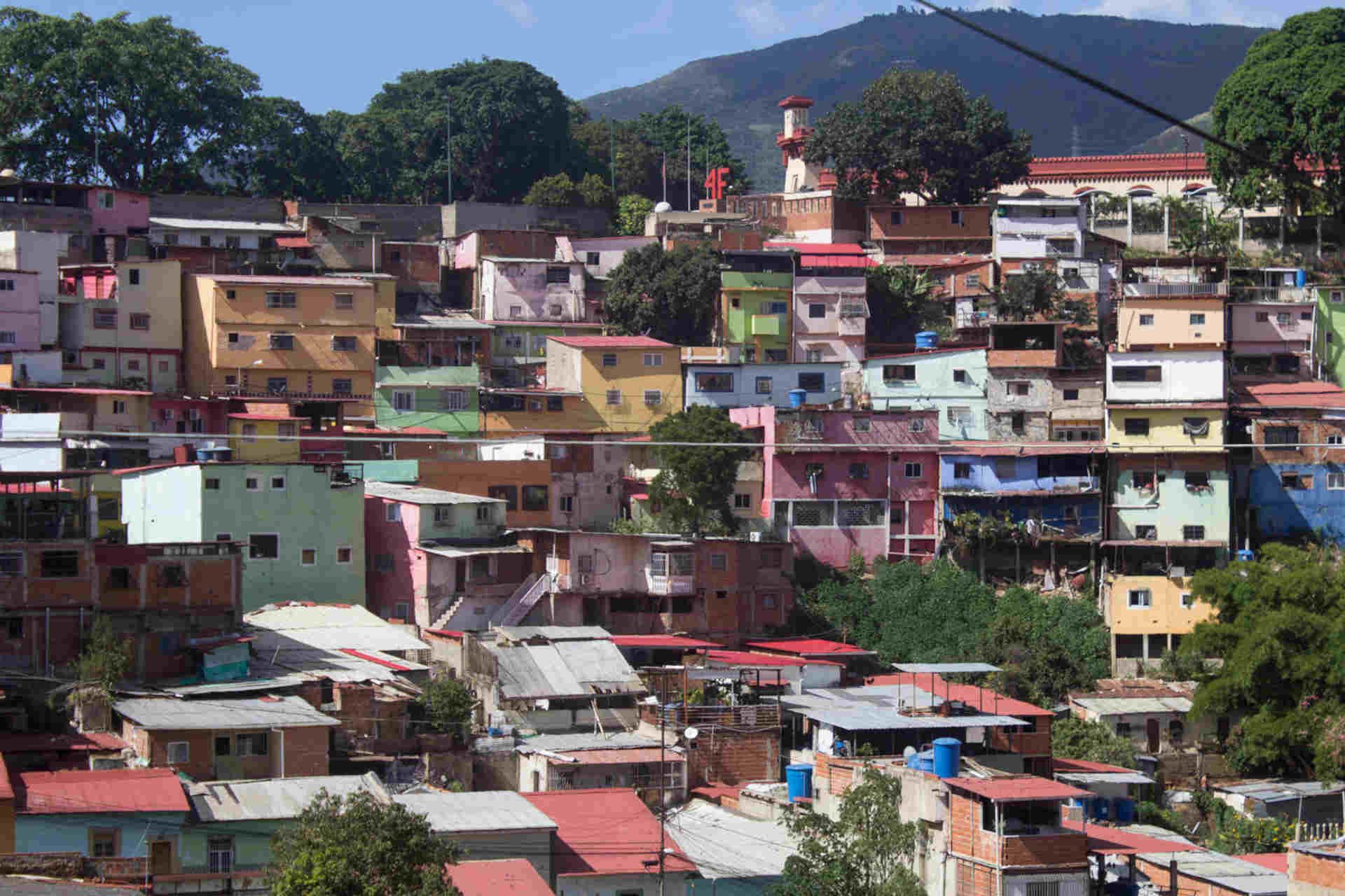 Barrio_23_de_Enero_de_Caracas_.jpg