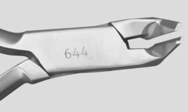 Detailing Plier right