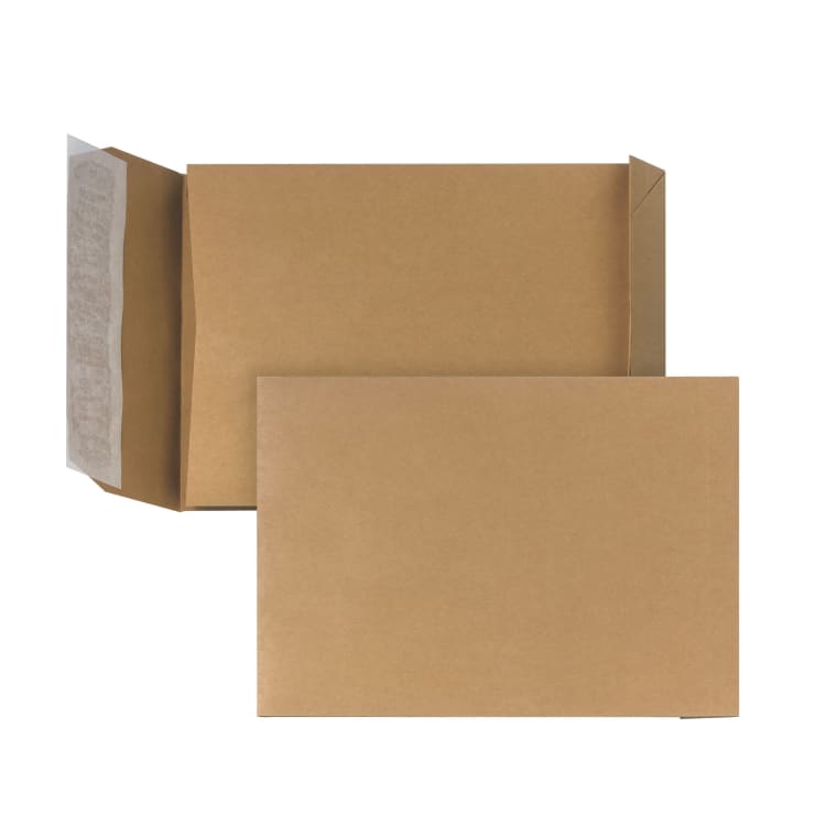 Posthorn gusset envelope C5 110 g block bottom peel & seal 250 pieces brown