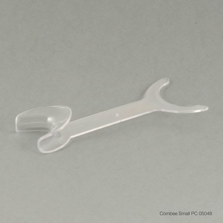 Photo cheek retractor small single-sided with lip fork autoclavable at 121°C 2/PK