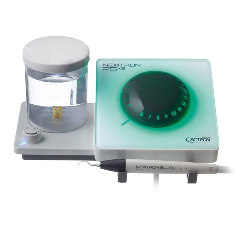 Newtron P5 XS B. LED 230V CE