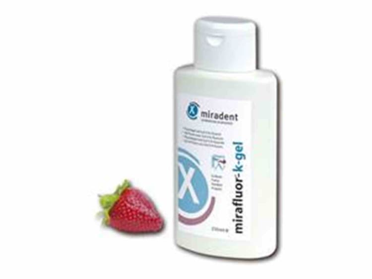 mirafluor K-Gel Erdbeer 250ml
