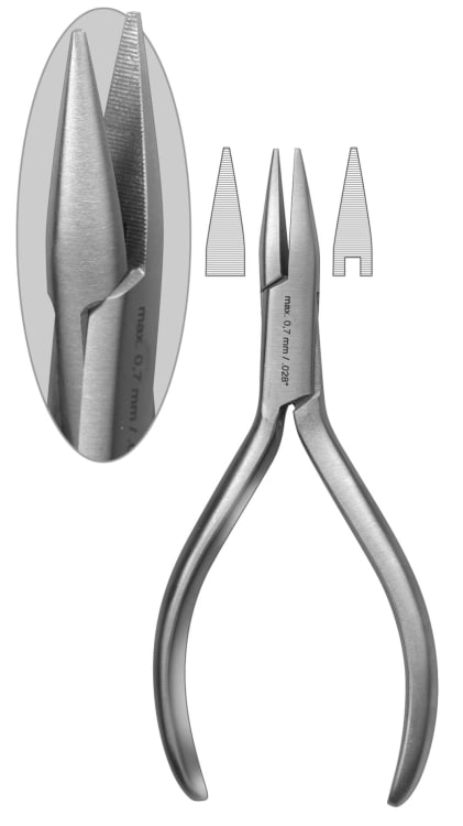 Flat nose pliers,serrated, more delicate, 130 mm