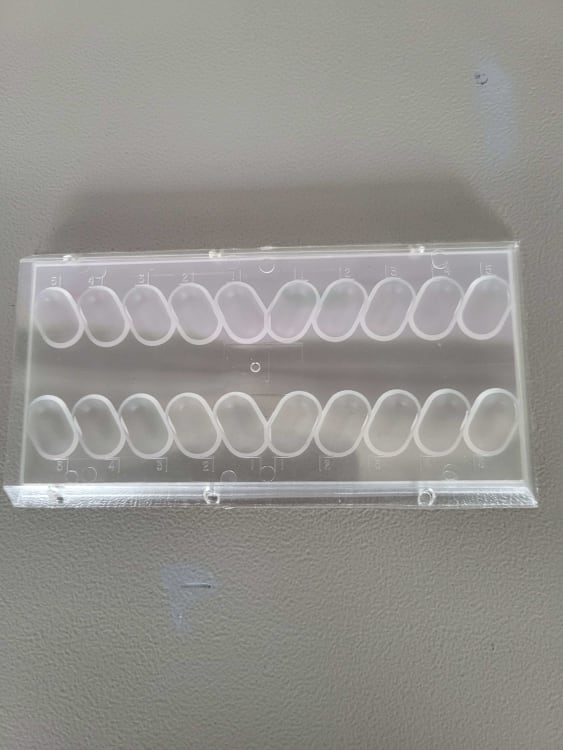 Sliding bracket Tray