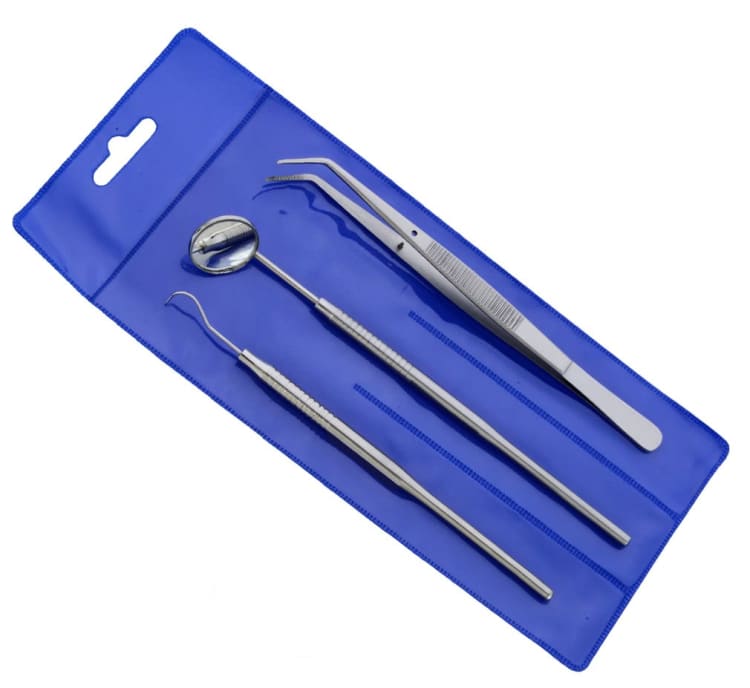 Examination Set with 4: Probe, Mouth Mirror, Handle, Tweezers