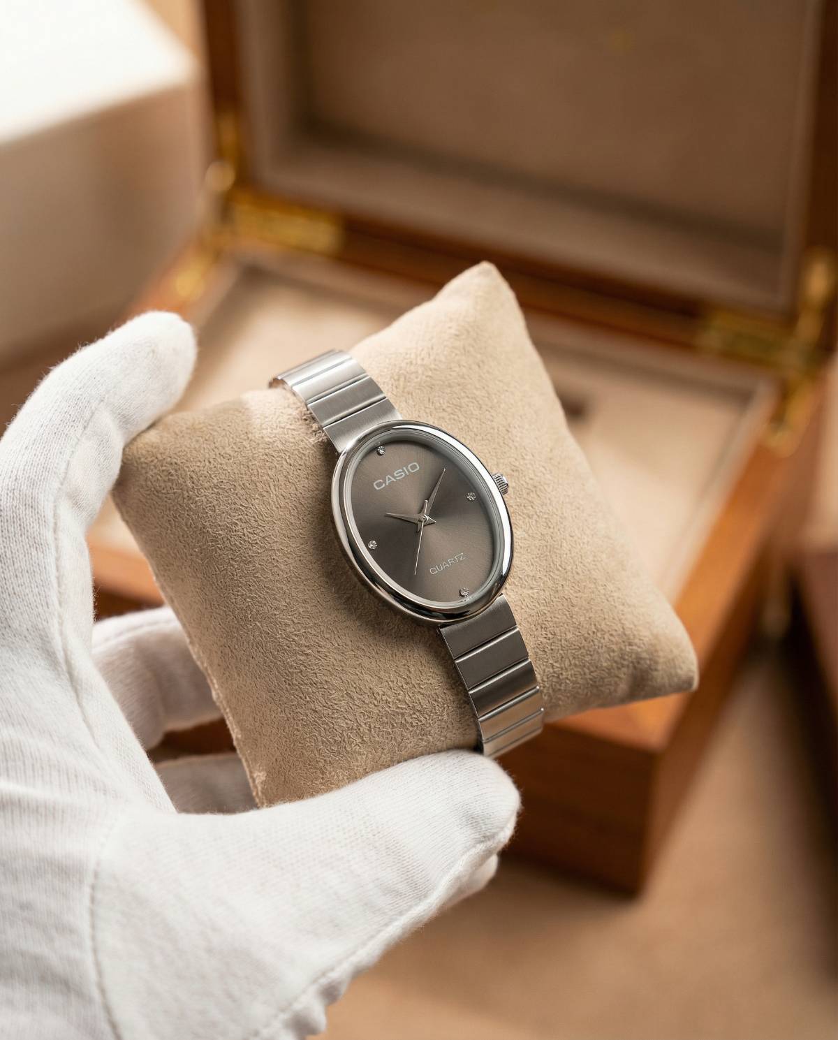 Casio Quartz Oval  Watch (black dial) - view 1