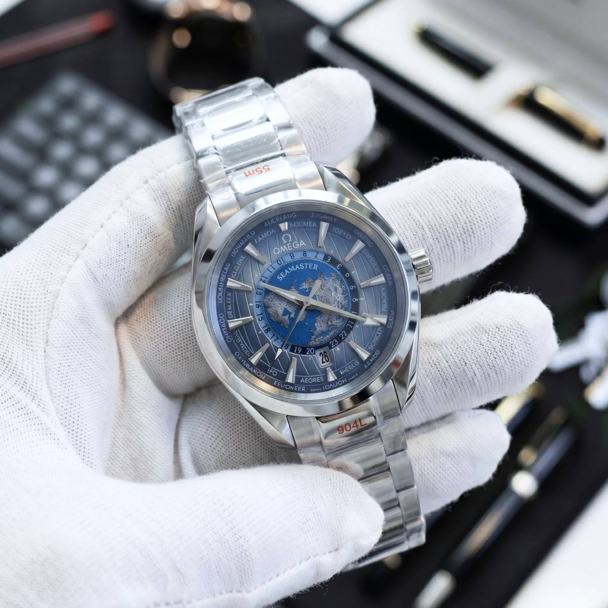 Omega Seamaster Aqua Terra Worldtimer - view 1