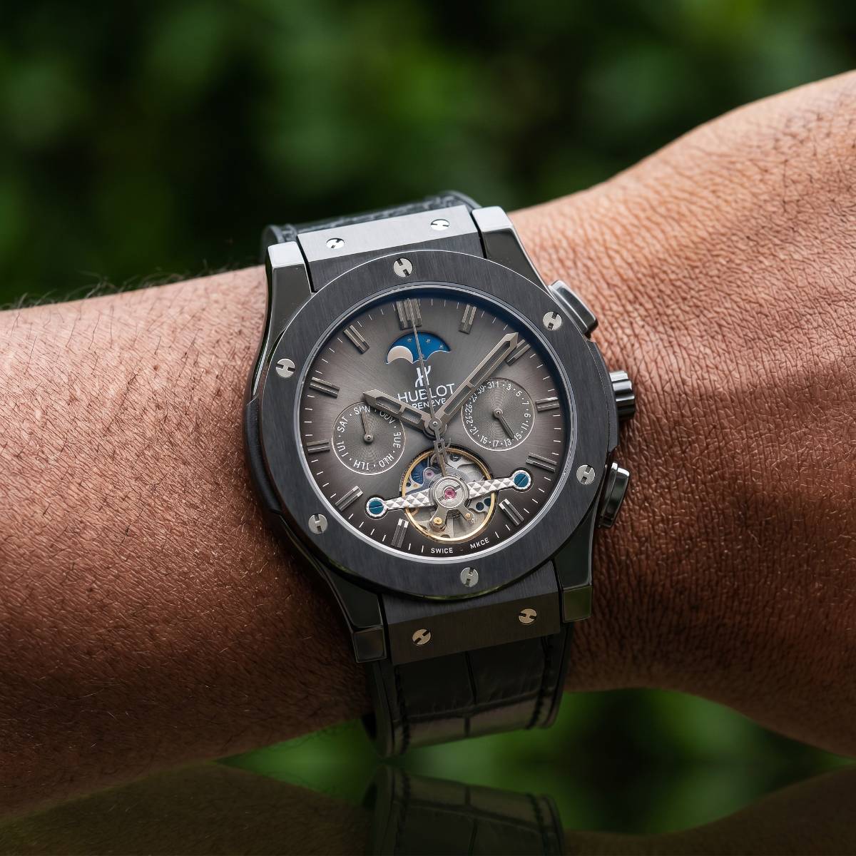 Hublot Classic Fusion Tourbillon view 2