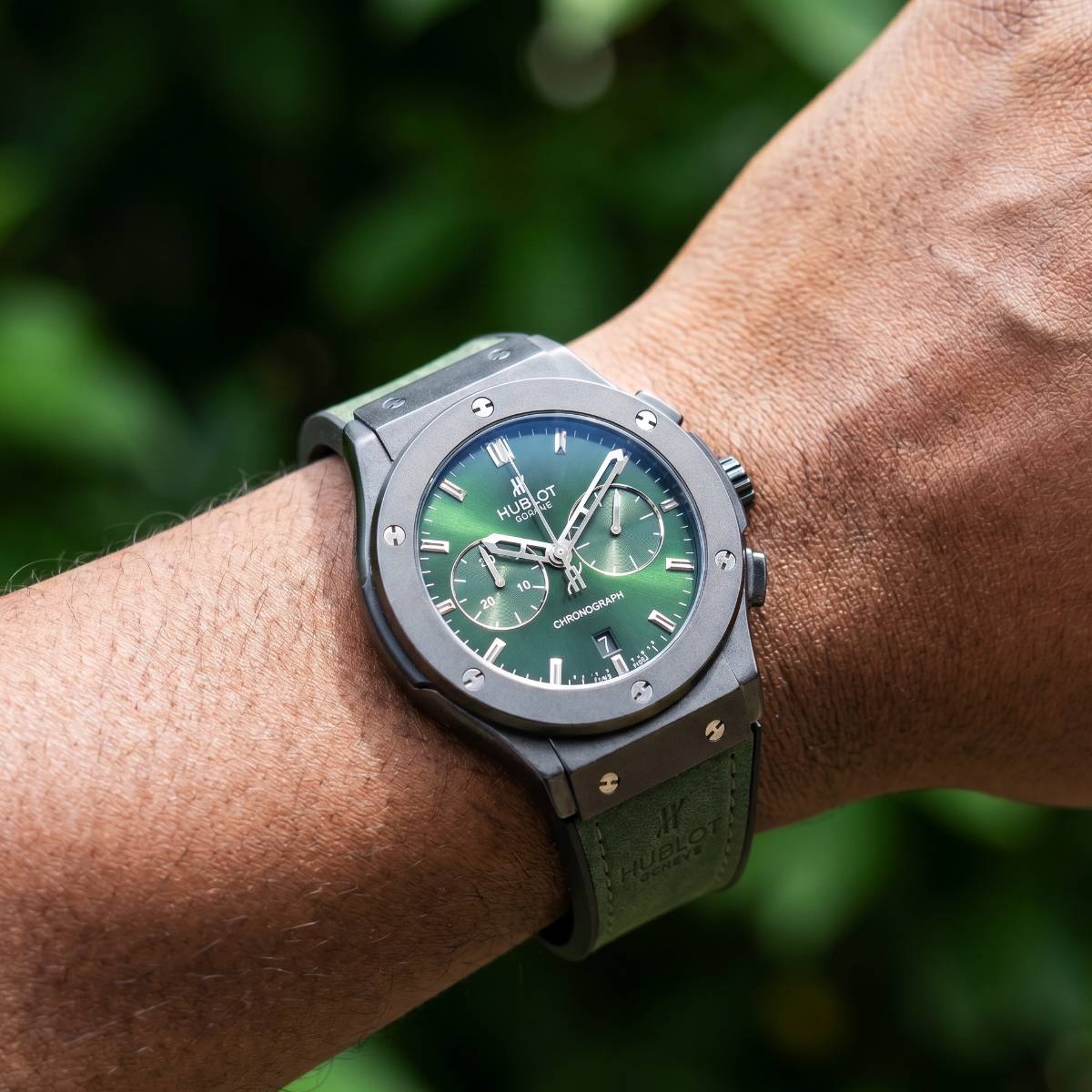 Hublot Classic Fusion Green Chronograph view 2
