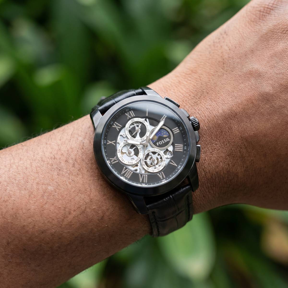 Fossil Grant Skeleton Moonphase view 2