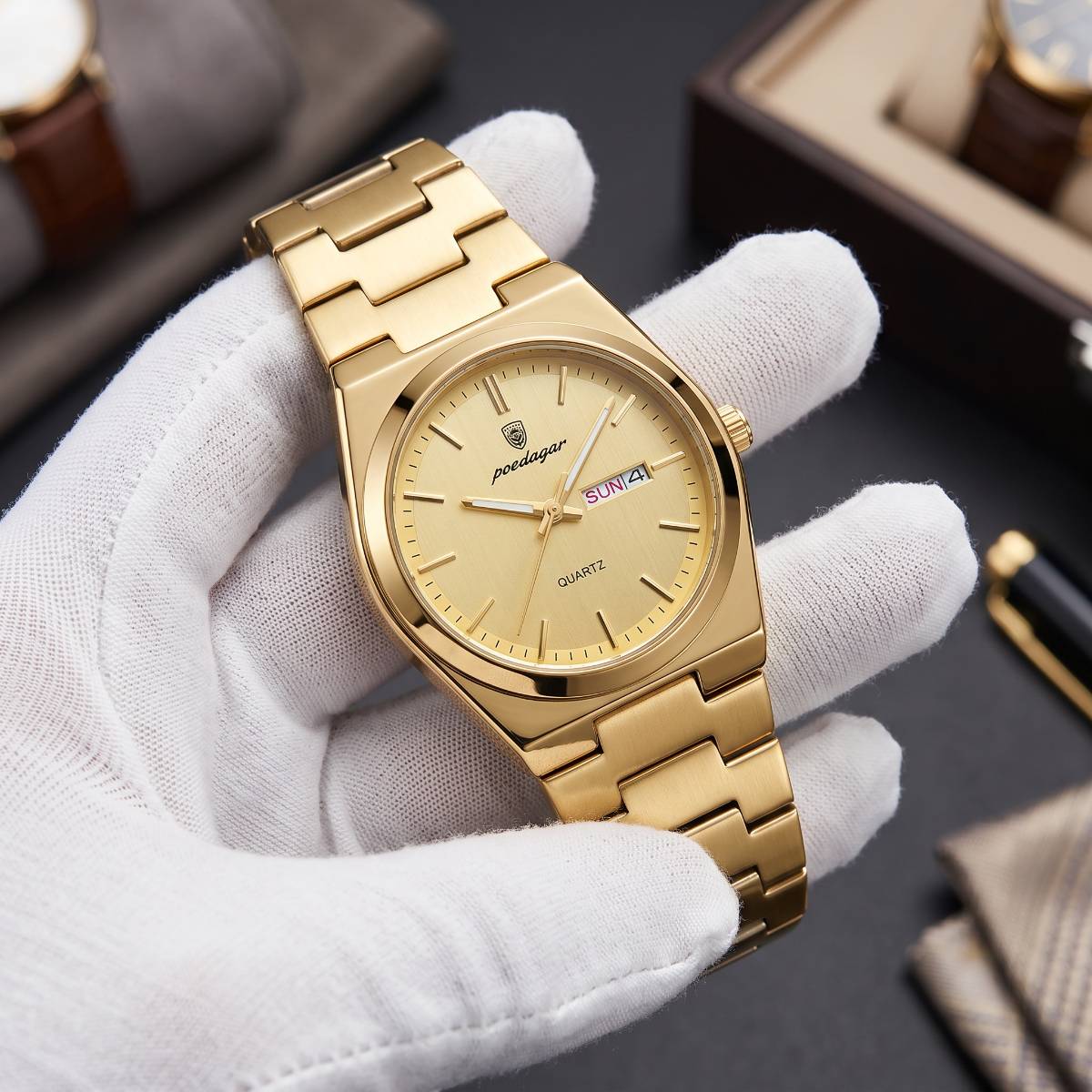 Poedagar Gold Quartz Dress Watch