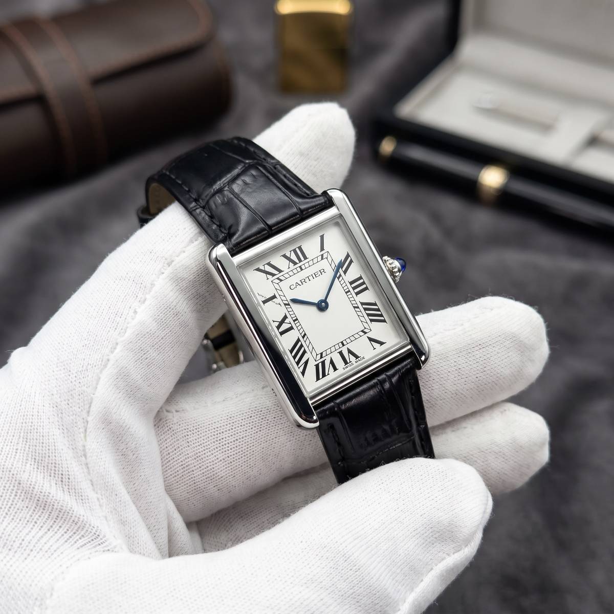 Cartier Tank Must Watch view 1