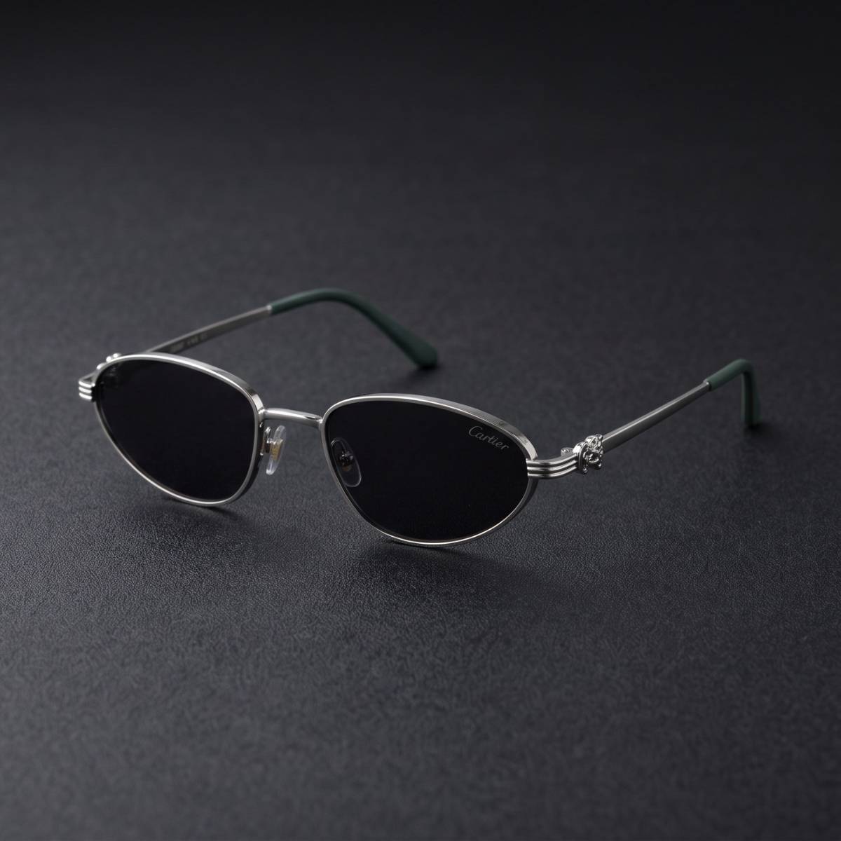 Cartier Panthère Oval Sunglasses view 2