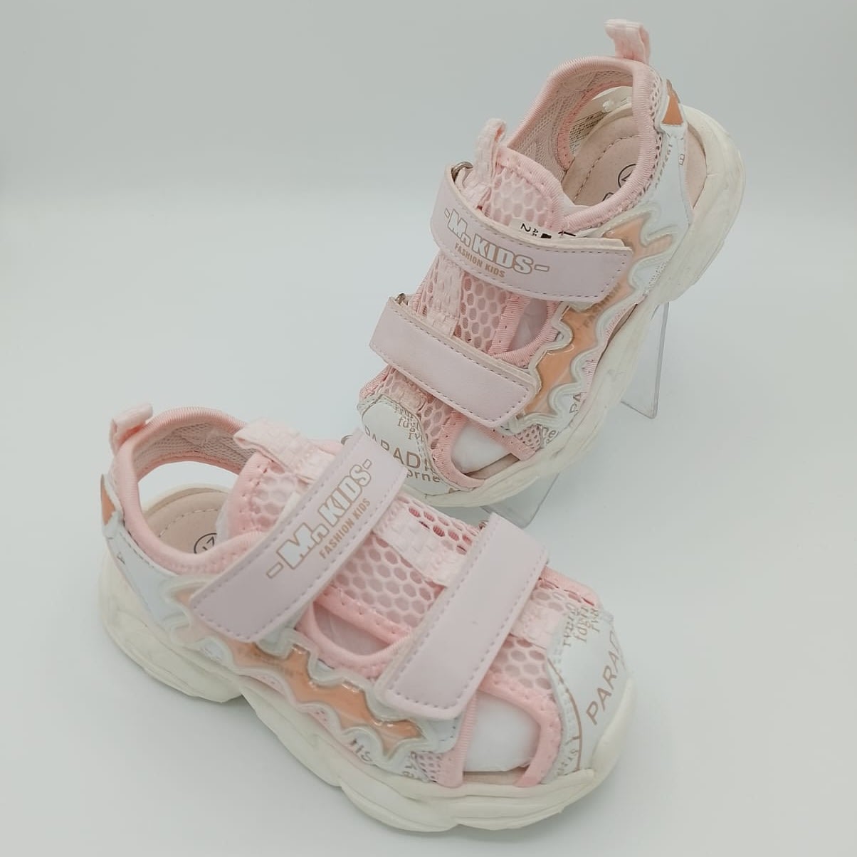 Sandal