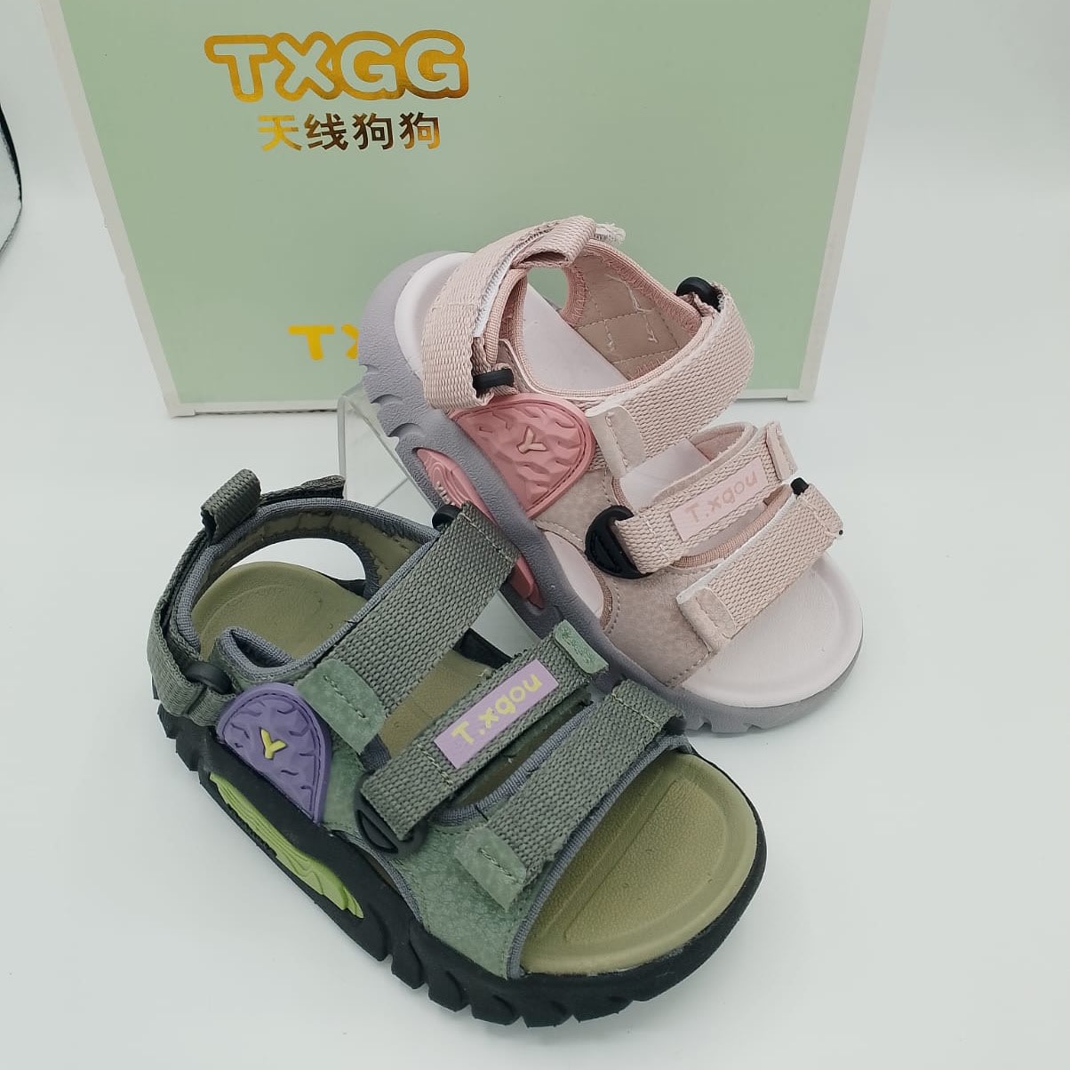 Sandal