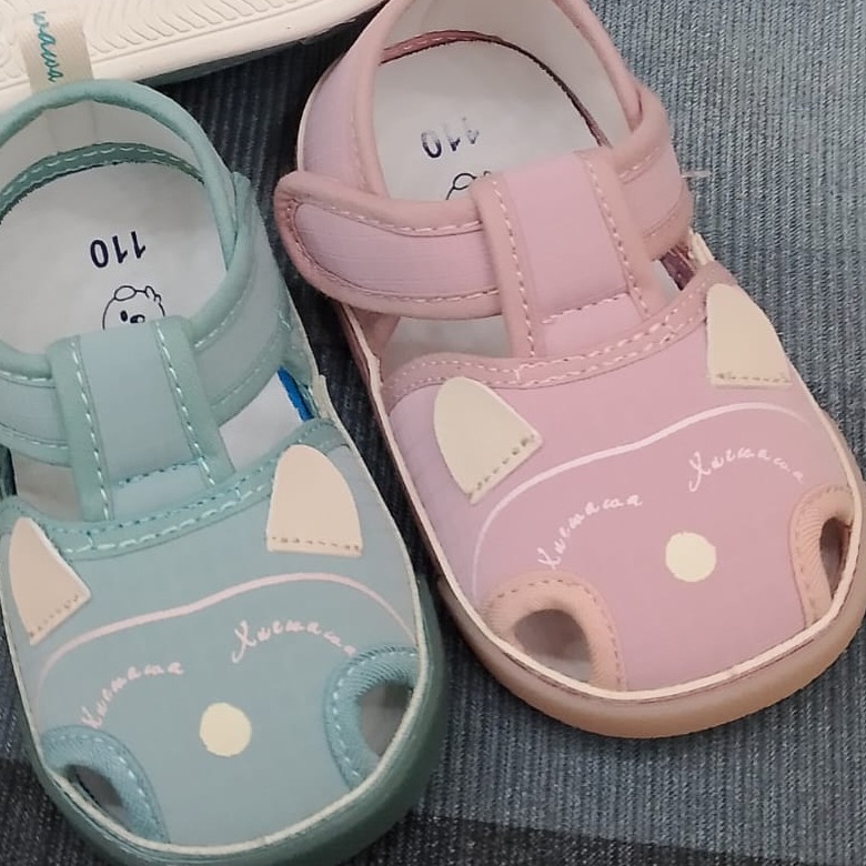 Sandal