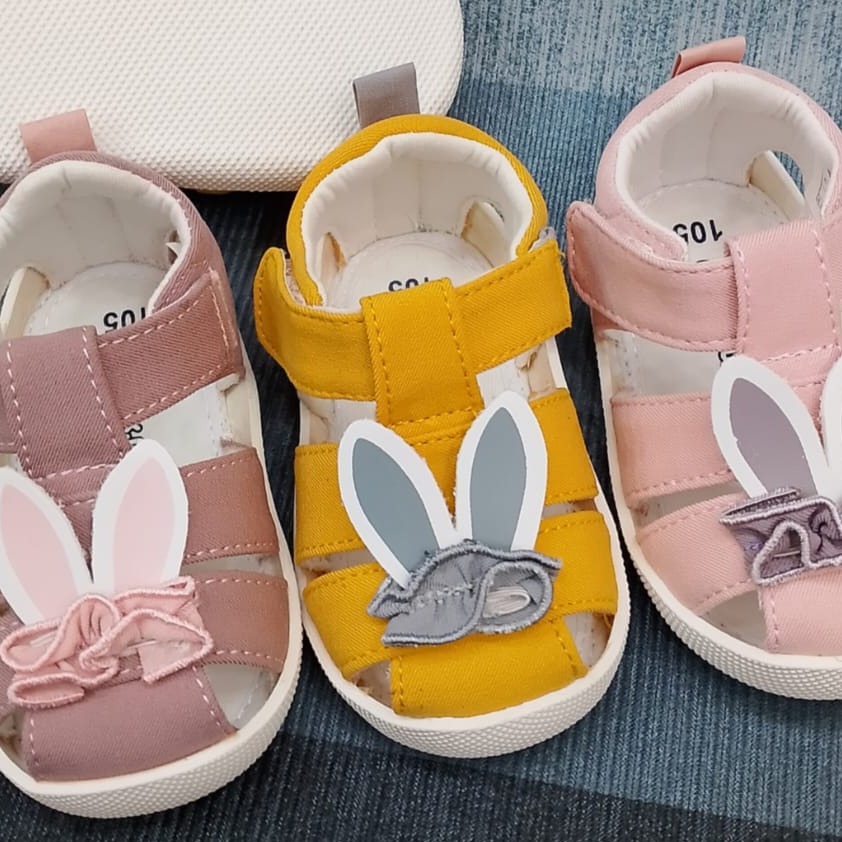 Sandal